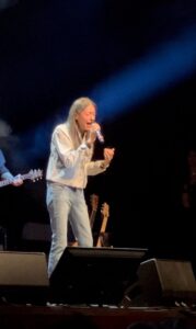 GERARDINA TROVATO SUI SOCIAL: " DOVRÒ OPERARMI MA TORNERÒ A CANTARE".
