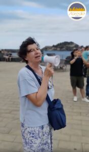 "ABBRACCIAMO IL MARE": I CITTADINI CASTELLESI CHIEDONO L'ATTIVAZIONE DEL COLLETTORE FOGNARIO.