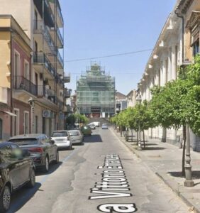 ACI CATENA – AGGIORNAMENTO SULLA TENTATA RAPINA IN FAST FOOD: 29ENNE DENUNCIATO DAI CARABINIERI