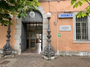 RAPINA IN ABITAZIONE AI DANNI DI UN ANZIANO IN PROVINCIA DI ENNA: MISURE CAUTELARI ESEGUITE NEL CATANESE.