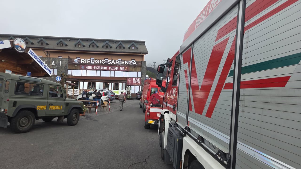 Scopri di più sull'articolo MALORI IN RIFUGIO SULL’ETNA, PROCURA APRE INCHIESTA.