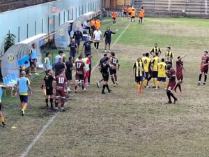 ACIREALE FC, STANGATA PER L'ALLENATORE FOTI: SQUALIFICA FINO AL 5 FEBBRAIO 2027.