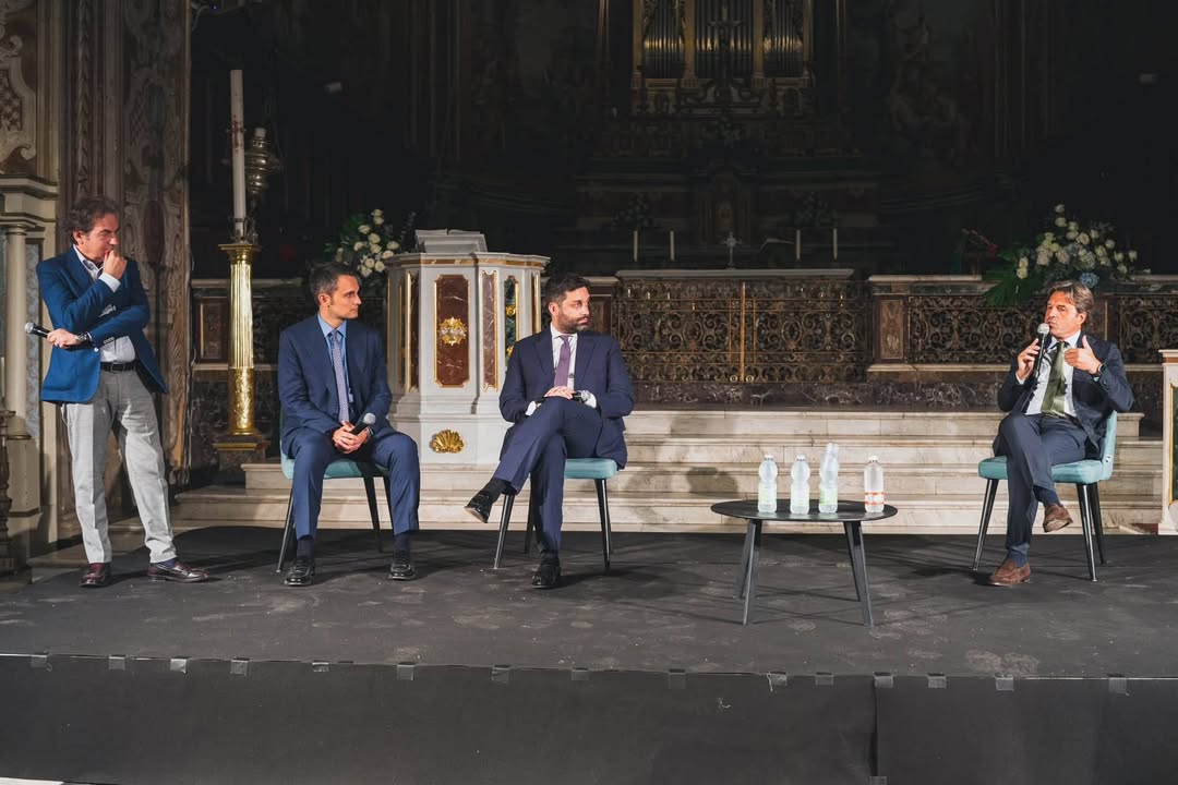 Scopri di più sull'articolo ACIREALE, COTTARELLI: «IL SUD CRESCE PIÙ DEL RESTO D’ITALIA, MA IL PROBLEMA È LA CRESCITA DI TUTTO IL PAESE»