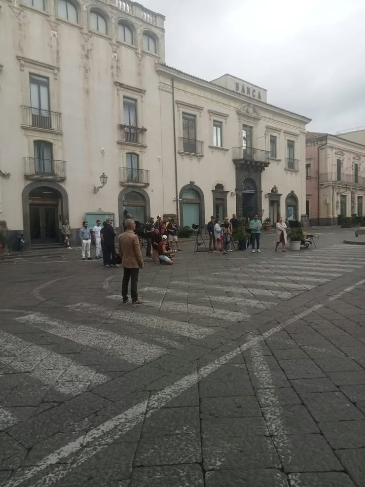 Scopri di più sull'articolo ACIREALE ANCORA SET D’ECCEZIONE: IN CORSO LE RIPRESE DI UNA CAMPAGNA PUBBLICITARIA NAZIONALE.